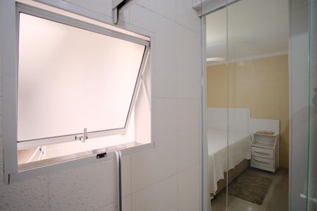 Casa de condomínio para alugar com 120m², 2 quartos e 1 vagaBanheiro da Suíte