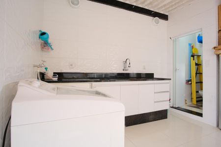 Casa de condomínio para alugar com 120m², 2 quartos e 1 vagaÁrea de Serviço