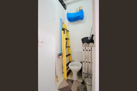 Casa de condomínio para alugar com 120m², 2 quartos e 1 vagaBanheiro de serviço