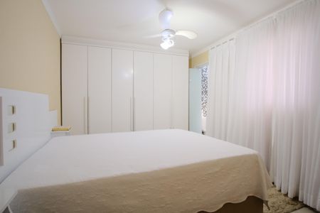 Casa de condomínio para alugar com 120m², 2 quartos e 1 vagaSuíte