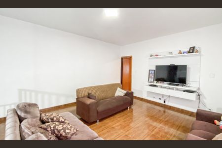Sala de casa à venda com 4 quartos, 220m² em Jardim Penha, São Paulo