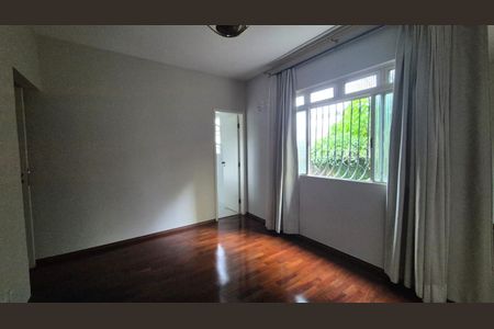 Apartamento para alugar com 240m², 4 quartos e 6 vagas