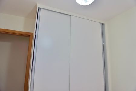 Apartamento para alugar com 62m², 2 quartos e 2 vagasQuarto 1 - Armário