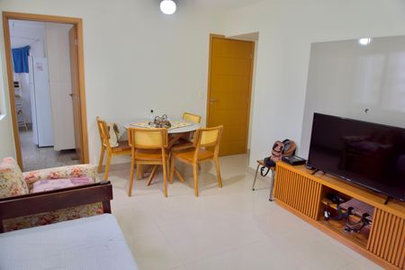 Apartamento para alugar com 62m², 2 quartos e 2 vagasSala