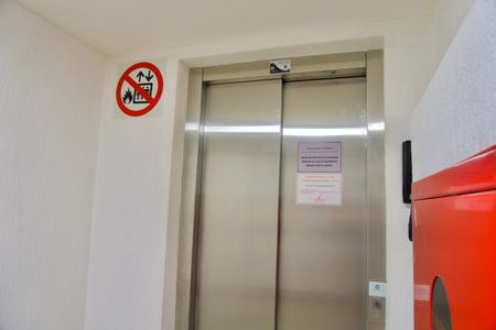 Apartamento para alugar com 62m², 2 quartos e 2 vagasElevador