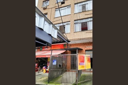 Apartamento para alugar com 85m², 2 quartos e 1 vagaFachada 