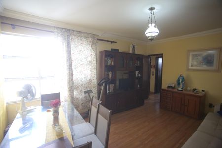 Apartamento à venda com 110m², 3 quartos e 2 vagasSala