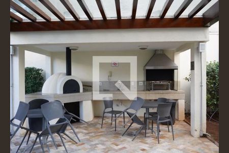 Apartamento à venda com 32m², 1 quarto e sem vagaÁrea comum - Churrasqueira