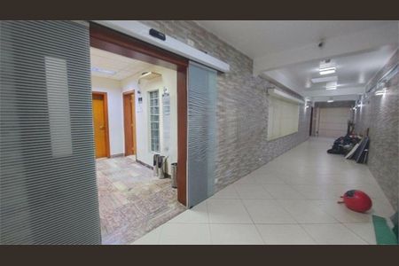 Casa para alugar com 400m², 1 quarto e 5 vagas