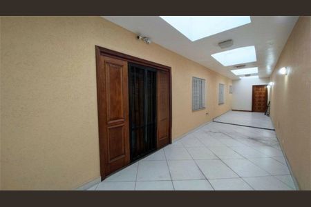 Casa para alugar com 400m², 1 quarto e 5 vagas