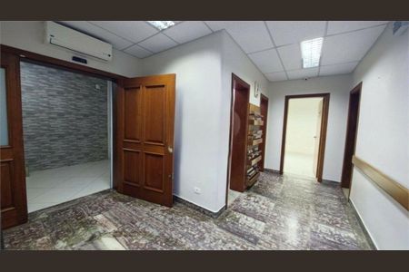 Casa para alugar com 400m², 1 quarto e 5 vagas