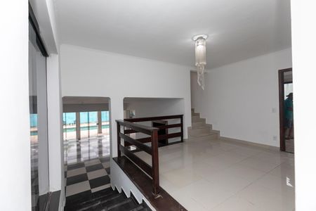 Entrada Sala de casa para alugar com 3 quartos, 1000m² em Parque São Quirino, Campinas