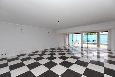 Salão Principal de casa para alugar com 3 quartos, 1000m² em Parque São Quirino, Campinas