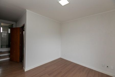 Casa para alugar com 1000m², 3 quartos e 6 vagasQuarto Suite