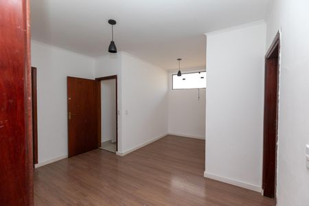 Casa para alugar com 1000m², 3 quartos e 6 vagasHall dos quartos