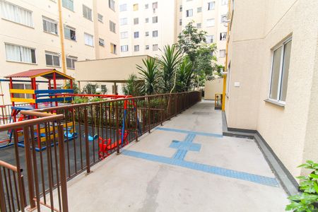 Apartamento à venda com 41m², 2 quartos e sem vagaÁrea comum