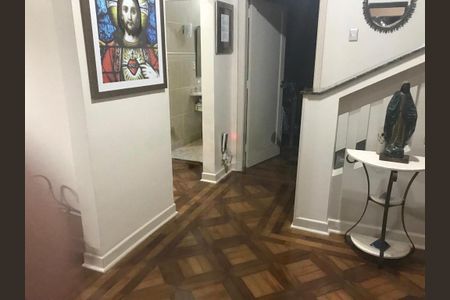 Casa à venda com 5 quartos, 350m² em Lapa, São Paulo