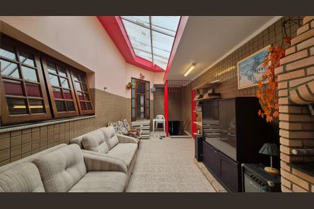 Casa à venda com 350m², 5 quartos e 3 vagas Casa à venda com 350m², 5 quartos e 3 vagasArea externa