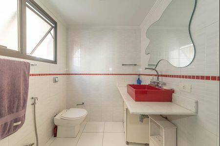 Apartamento à venda com 200m², 4 quartos e 3 vagasBanheiro da Suíte 3