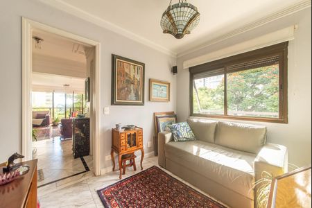 Apartamento à venda com 200m², 4 quartos e 3 vagasSala de TV