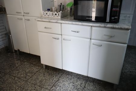 Casa para alugar com 260m², 3 quartos e 2 vagasCozinha