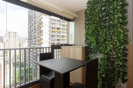 Studio para alugar com 24m², 1 quarto e sem vaga Studio para alugar com 24m², 1 quarto e sem vagaVaranda do Quarto