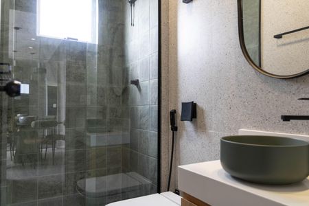 Apartamento para alugar com 74m², 2 quartos e 2 vagas Apartamento para alugar com 74m², 2 quartos e 2 vagasBanheiro Social