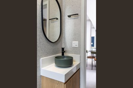 Apartamento para alugar com 74m², 2 quartos e 2 vagas Apartamento para alugar com 74m², 2 quartos e 2 vagasBanheiro Social