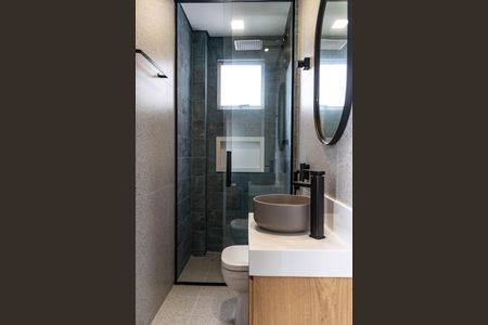 Apartamento para alugar com 74m², 2 quartos e 2 vagas Apartamento para alugar com 74m², 2 quartos e 2 vagasBanheiro da Suíte