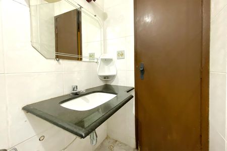 Casa para alugar com 256m², 3 quartos e 4 vagasBanheiro