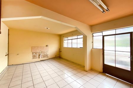 Casa para alugar com 256m², 3 quartos e 4 vagasSala