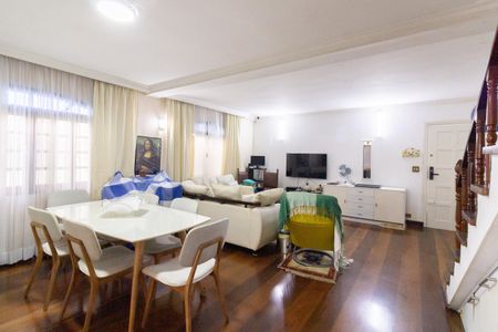 Sala de casa à venda com 3 quartos, 144m² em Cidade São Francisco, São Paulo