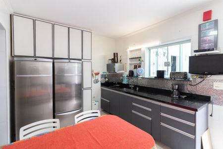 Casa à venda com 150m², 3 quartos e 2 vagasCozinha