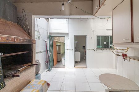 Casa à venda com 150m², 3 quartos e 2 vagasÁrea de Serviço