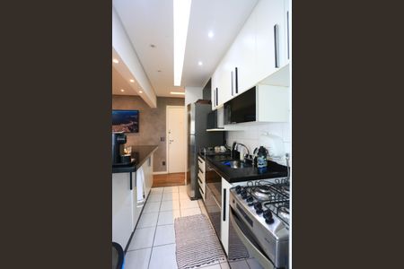 Apartamento à venda com 69m², 2 quartos e 2 vagascozinha