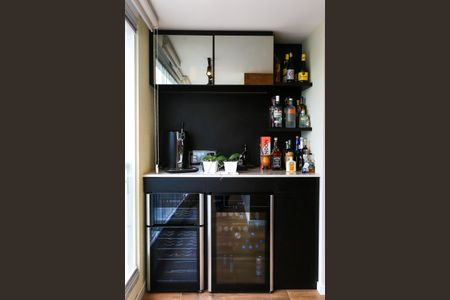 varanda de apartamento à venda com 2 quartos, 69m² em Vila Andrade, São Paulo