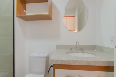 Banheiro de kitnet/studio para alugar com 1 quarto, 25m² em Ipiranga, São Paulo