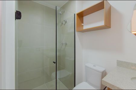 Banheiro de kitnet/studio para alugar com 1 quarto, 25m² em Ipiranga, São Paulo