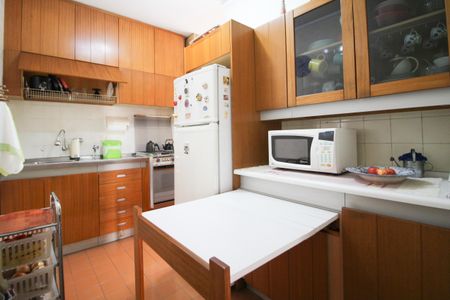 Apartamento à venda com 79m², 2 quartos e 1 vagaCozinha