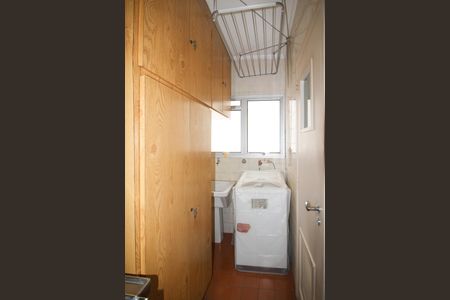 Apartamento à venda com 79m², 2 quartos e 1 vagaÁrea de Serviço