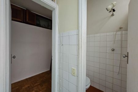 Apartamento à venda com 135m², 3 quartos e 1 vagaÁrea de Serviço