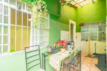 Casa à venda com 150m², 2 quartos e sem vaga