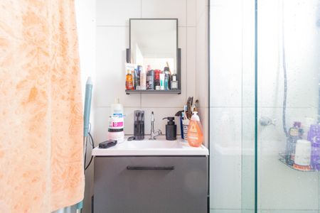 Banheiro de apartamento para alugar com 1 quarto, 25m² em Santa Cecilia, São Paulo