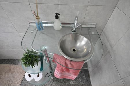 Casa à venda com 161m², 3 quartos e 2 vagasLavabo