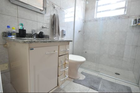 Casa à venda com 161m², 3 quartos e 2 vagasBanheiro do Quarto Suíte