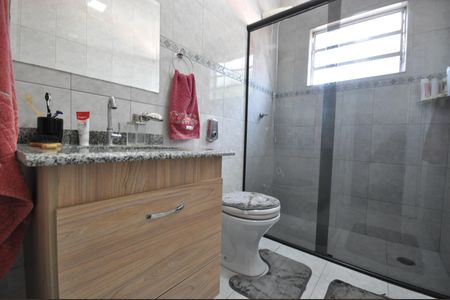 Casa à venda com 161m², 3 quartos e 2 vagasBanheiro Social
