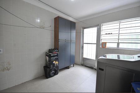 Casa à venda com 161m², 3 quartos e 2 vagasÁrea de Serviço