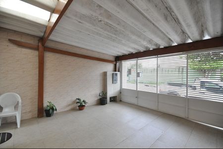Casa à venda com 161m², 3 quartos e 2 vagasGaragem