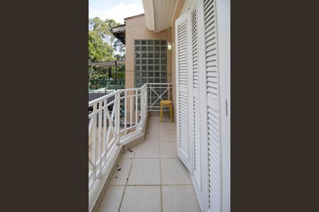 Varanda Quarto 1 de casa à venda com 3 quartos, 172m² em Super Quadra Morumbi, São Paulo