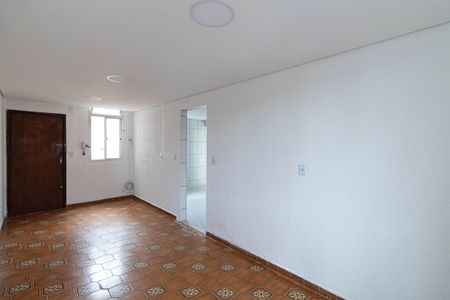 Sala de apartamento para alugar com 2 quartos, 56m² em Conjunto Residencial José Bonifácio, São Paulo